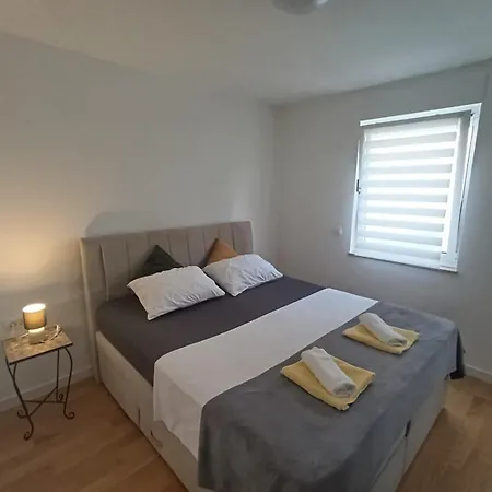 Tonka 公寓 扎达尔